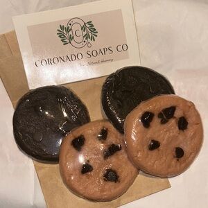 Set of 4 cookies 🍪 handcrafted soap with goats milk and shea butter